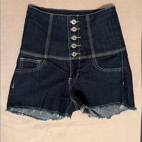 High Waisted Urban Planet Size 5 Jean Shorts - Picture 1 of 2